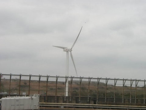 wind_2004-12-09_14-00-53_2240x1680.jpg